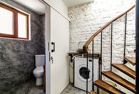 Single House Luminous and Chic Flat in Fatih