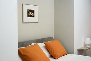 Piazza Nicola Amore 14