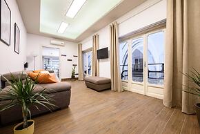 Piazza Nicola Amore 14