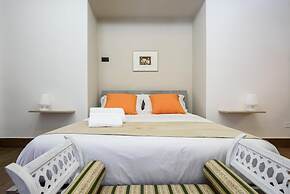 Piazza Nicola Amore 14