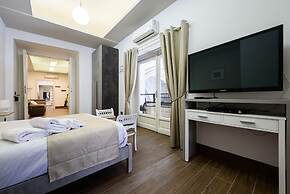 Piazza Nicola Amore 14