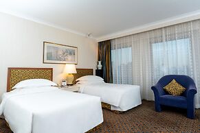 Grand Skylight Hotel Royal