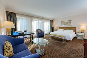 Grand Skylight Hotel Royal