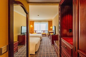 Grand Skylight Hotel Royal