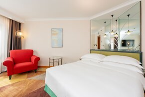 Grand Skylight Hotel Royal