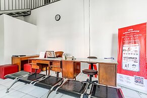 OYO Life 91374 Asia Stay Semarang Syariah