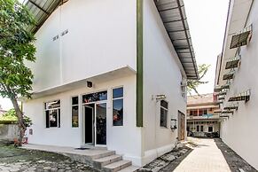 OYO Life 91374 Asia Stay Semarang Syariah