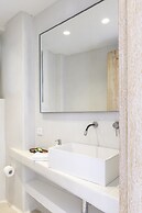 Nasta Suites & Villas Intentional Living Mykonos