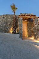 Nasta Suites & Villas Intentional Living Mykonos