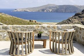 Nasta Suites & Villas Intentional Living Mykonos