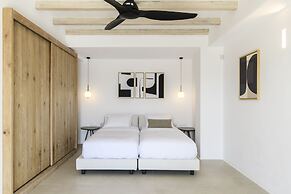 Nasta Suites & Villas Intentional Living Mykonos