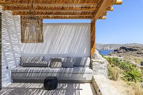 Nasta Suites & Villas Intentional Living Mykonos
