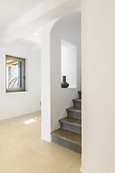 Nasta Suites & Villas Intentional Living Mykonos