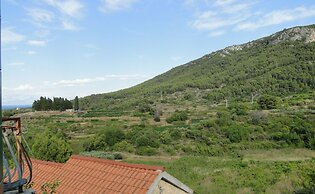 Experience Fairytale Moments in a Beautiful old Village at Island of H