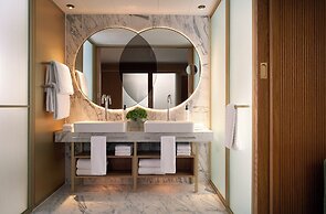 The BoTree London, Curio Collection by Hilton