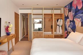 The BoTree London, Curio Collection by Hilton