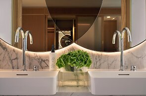The BoTree London, Curio Collection by Hilton