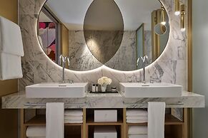 The BoTree London, Curio Collection by Hilton