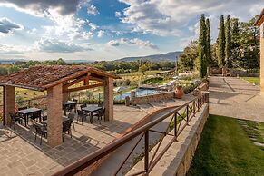 Chimera Tuscany Resort