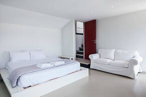 Penthouse w 360 View of Athens and Gym