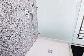 Penthouse w 360 View of Athens and Gym