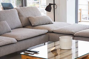 Penthouse w 360 View of Athens and Gym