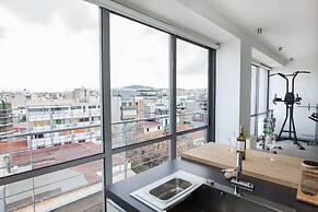 Penthouse w 360 View of Athens and Gym