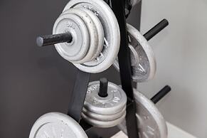 Penthouse w 360 View of Athens and Gym