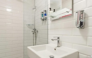 Hertford - Sleeps 2 - 92 Walking Score - Garden