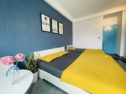 La Casa Homestay Ha Long