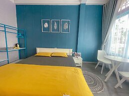 La Casa Homestay Ha Long