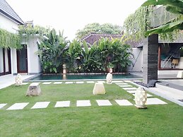 Gathering With 5 Bedroom Center House Villa