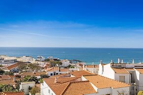 Oceanview Apart A By Sequeira