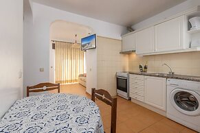 Oceanview Apart A By Sequeira