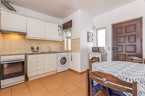 Oceanview Apart A By Sequeira