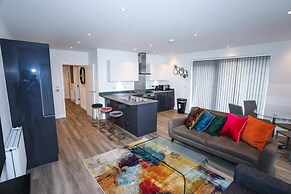 Immaculate 2-bed Apartment in London