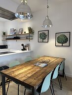 Ideal Bristol Getaway - 3 bed Harbourside Home