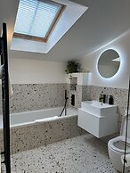 Ideal Bristol Getaway - 3 bed Harbourside Home