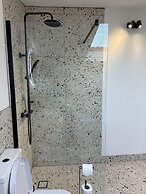 Ideal Bristol Getaway - 3 bed Harbourside Home