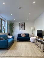 Ideal Bristol Getaway - 3 bed Harbourside Home