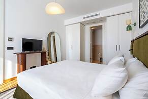 Ando Living Taksim House