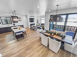 Park City Modern Mountain Retreat! 5627 Private Hot Tub, Clubhouse Acc