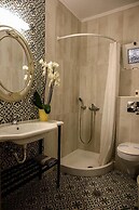 Parthenon Art Executive Wing