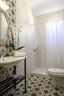 Parthenon Art Executive Wing