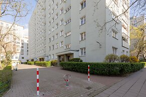 Aleja Jana Pawla II Studio by Renters