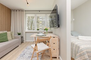 Aleja Jana Pawla II Studio by Renters