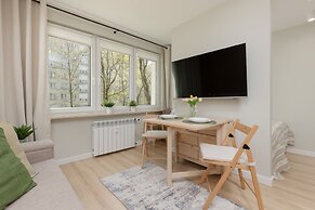 Aleja Jana Pawla II Studio by Renters