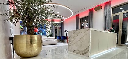 Luxury Penthouse In Downtown