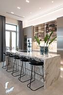 Luxury Penthouse In Downtown