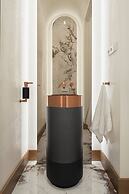 Luxury Penthouse In Downtown